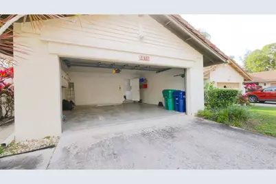 5616  Hammock Ln, Unit #114, Lauderhill, FL 33319 - Photo 40