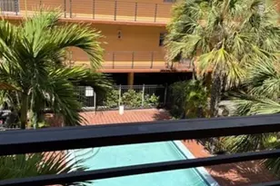 365 NE 125th St, North Miami, FL 33161 - Photo 6