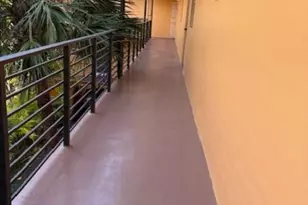 365 NE 125th St, North Miami, FL 33161 - Photo 4