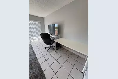 365 NE 125th St, Unit #302, North Miami, FL 33161 - Photo 8