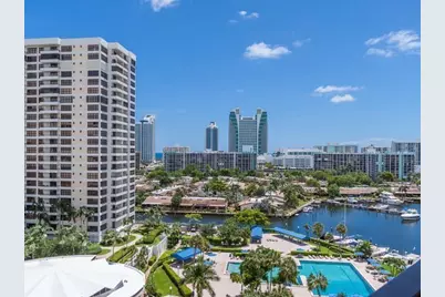 500  Three Islands Blvd, Unit #L15, Hallandale Beach, FL 33009 - Photo 1