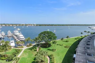 136 Lakeshore Dr, North Palm Beach, FL 33408 - Photo 6