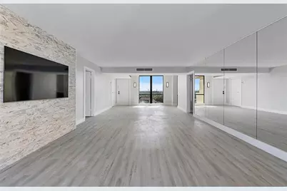 136  Lakeshore Dr, Unit #T10, North Palm Beach, FL 33408 - Photo 22