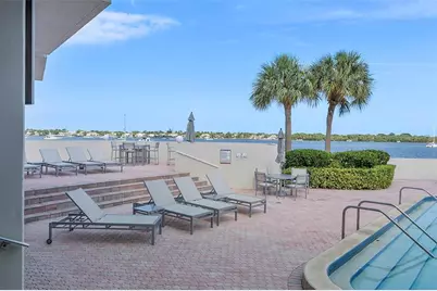 136  Lakeshore Dr, Unit #T10, North Palm Beach, FL 33408 - Photo 36