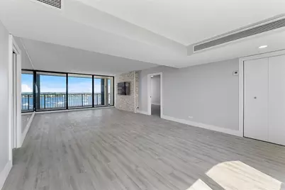 136  Lakeshore Dr, Unit #T10, North Palm Beach, FL 33408 - Photo 16