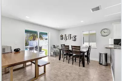 1220 SW 46th Ter, Deerfield Beach, FL 33442 - Photo 12