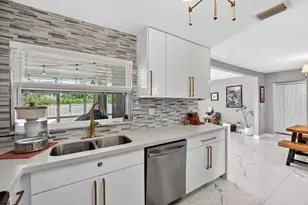 10775 NW 40th St, Coral Springs, FL 33065 - Photo 14