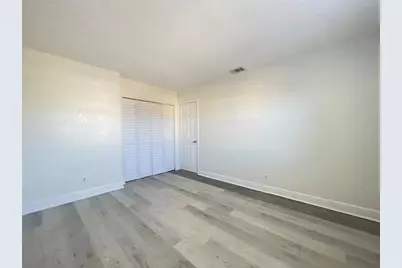 8010 SW 7th St, North Lauderdale, FL 33068 - Photo 30