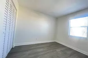 8010 SW 7th St, North Lauderdale, FL 33068 - Photo 26