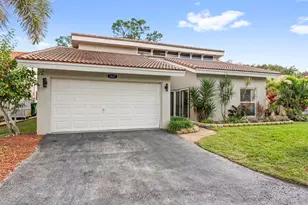 1621 Riverwood Ln, Coral Springs, FL 33071 - Photo 2