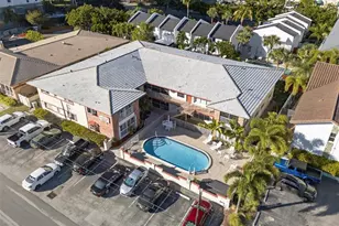 3215 NE 15th St, Pompano Beach, FL 33062 - Photo 2