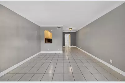 3215 NE 15th St, Unit #104, Pompano Beach, FL 33062 - Photo 8