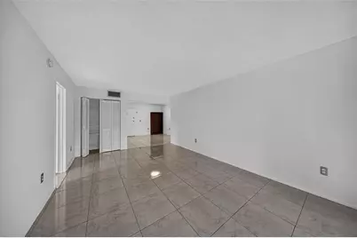 7300 NW 17th St, Unit #203, Plantation, FL 33313 - Photo 18