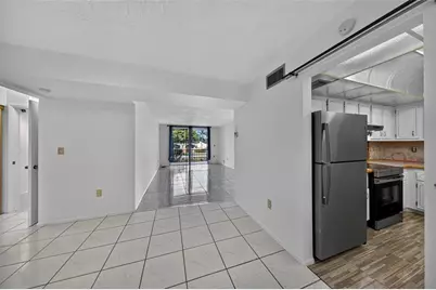 7300 NW 17th St, Unit #203, Plantation, FL 33313 - Photo 8