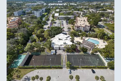 7300 NW 17th St, Unit #203, Plantation, FL 33313 - Photo 6