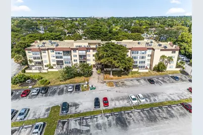 7300 NW 17th St, Unit #203, Plantation, FL 33313 - Photo 4