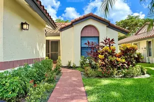 5908 Sunswept Ln, Boynton Beach, FL 33437 - Photo 2