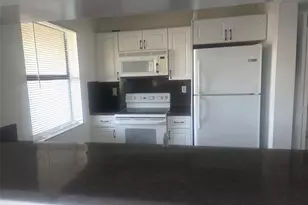 3252 Foxcroft Rd, Miramar, FL 33025 - Photo 6