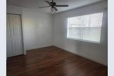 3252  Foxcroft Rd, Unit #101, Miramar, FL 33025 - Photo 10