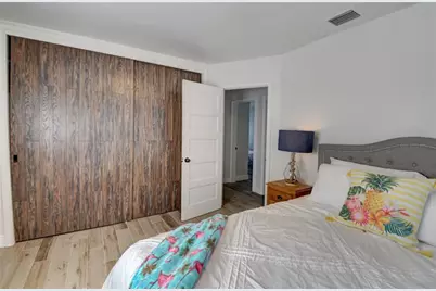 10 S Swinton Cir, Delray Beach, FL 33444 - Photo 30