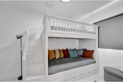 2001  Washington St, Hollywood, FL 33020 - Photo 24