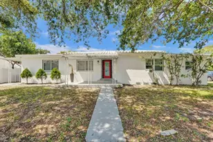 2001 Washington St, Hollywood, FL 33020 - Photo 10