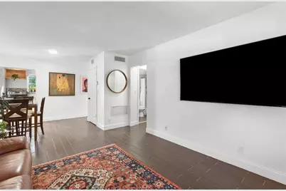 1900 NE 8th Ct, Unit #206, Fort Lauderdale, FL 33304 - Photo 8