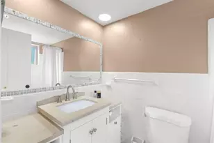 1900 NE 8th Ct, Fort Lauderdale, FL 33304 - Photo 16