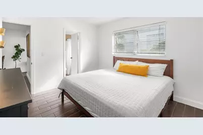 1900 NE 8th Ct, Unit #206, Fort Lauderdale, FL 33304 - Photo 14