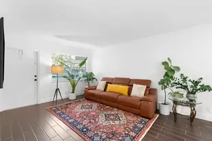 1900 NE 8th Ct, Fort Lauderdale, FL 33304 - Photo 6