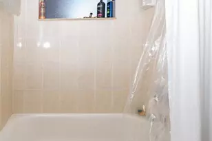 4000 NW 44th Ave, Lauderdale Lakes, FL 33319 - Photo 18