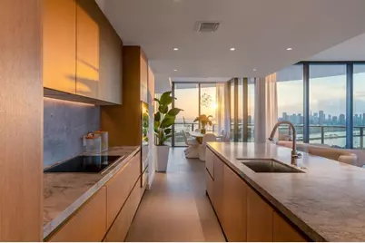 501  West Ave, Unit #3903/3904, Miami Beach, FL 33139 - Photo 12