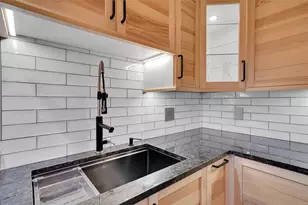 2021 SE 10th Ave, Fort Lauderdale, FL 33316 - Photo 10