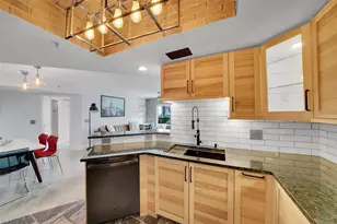 2021 SE 10th Ave, Fort Lauderdale, FL 33316 - Photo 8