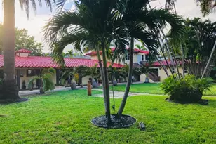 2625 NE 13th Ct, Fort Lauderdale, FL 33304 - Photo 1