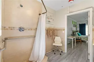 2625 NE 13th Ct, Fort Lauderdale, FL 33304 - Photo 6