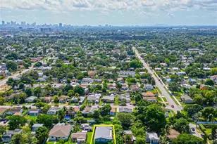 2432 Sherman St, Hollywood, FL 33020 - Photo 24