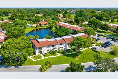 9232  Pecky Cypress Lane, Unit #2-D, Boca Raton, FL 33428 - Photo 18