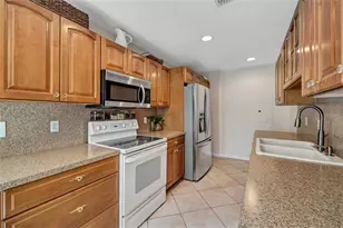 9232 Pecky Cypress Ln, Boca Raton, FL 33428 - Photo 16