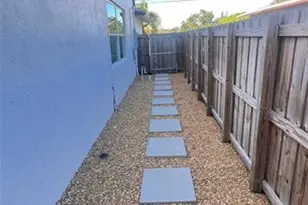 2786 NW 20th St, Fort Lauderdale, FL 33311 - Photo 30