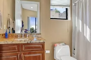 2260 SE 7th St, Pompano Beach, FL 33062 - Photo 38