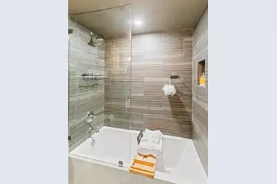 111  Lake Emerald Drive, Unit #106, Oakland Park, FL 33309 - Photo 18