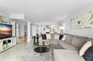 111 Lake Emerald Dr, Oakland Park, FL 33309 - Photo 8