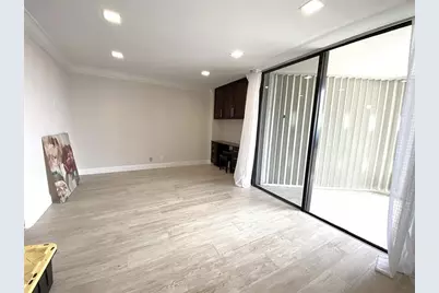 2400  Presidential Way, Unit #1104, West Palm Beach, FL 33401 - Photo 28