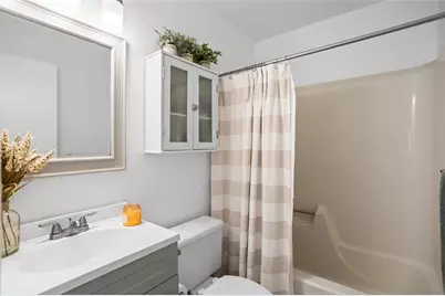 8211 SW 13th Ct, North Lauderdale, FL 33068 - Photo 12