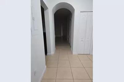 7060 NW 177th St, Unit #103, Hialeah, FL 33015 - Photo 32