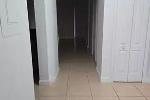 7060 NW 177th St, Hialeah, FL 33015 - Photo 32