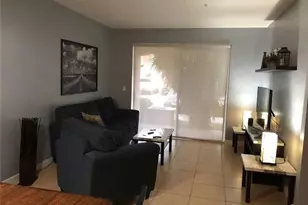 7060 NW 177th St, Hialeah, FL 33015 - Photo 6