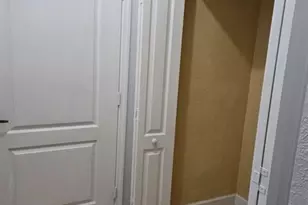 7060 NW 177th St, Hialeah, FL 33015 - Photo 14