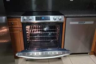 7060 NW 177th St, Hialeah, FL 33015 - Photo 30